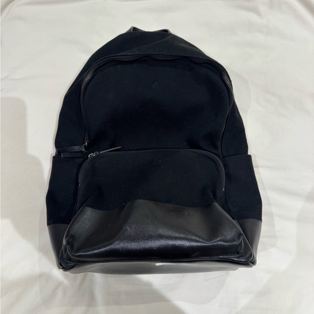 Everlane Stylish Black Backpack